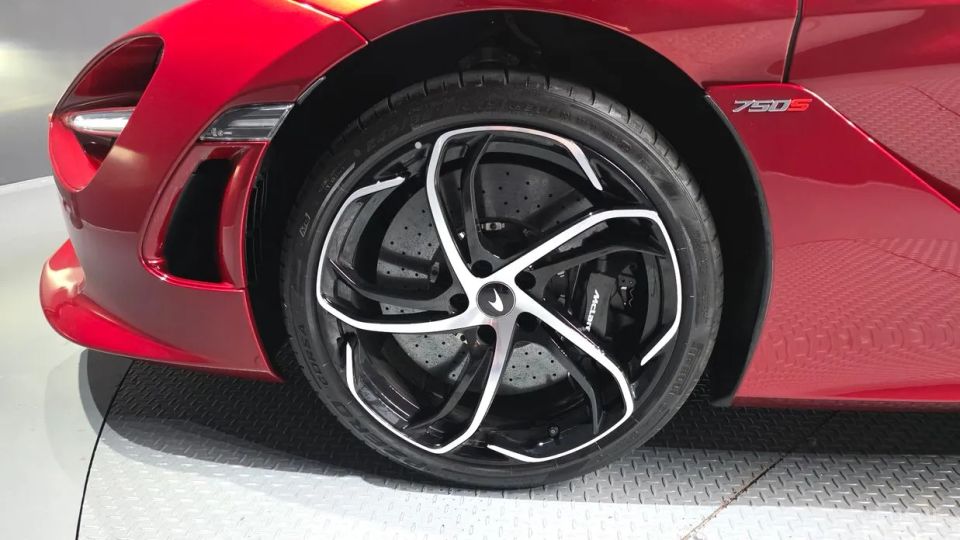 Mclaren 750S
