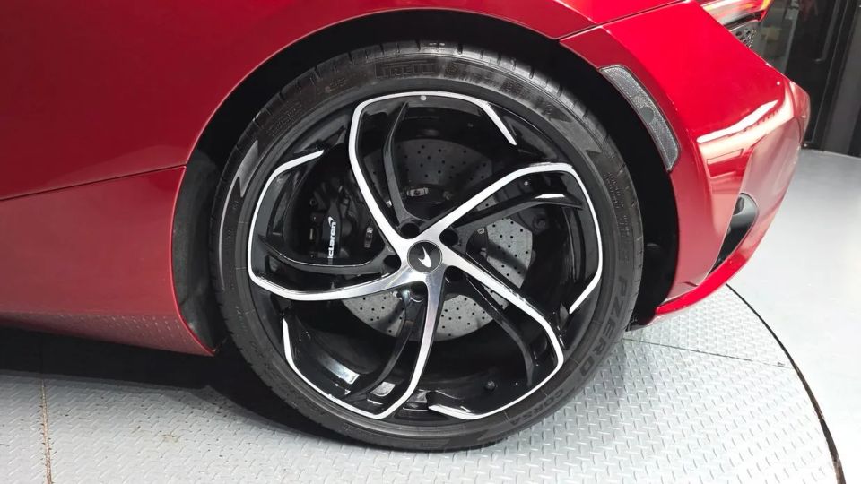Mclaren 750S