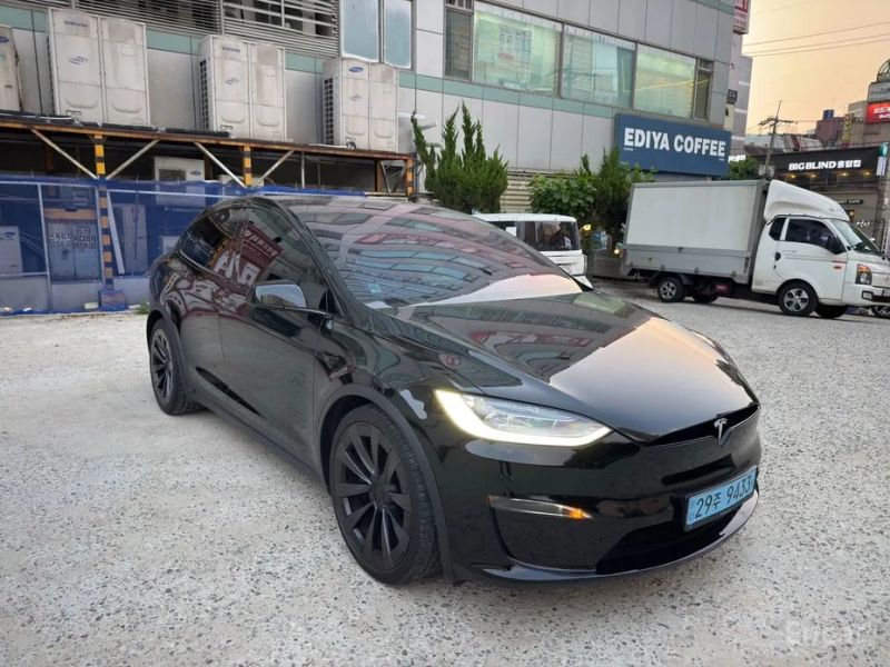 Tesla model-x
