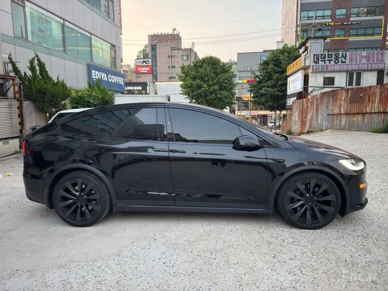 Tesla model-x