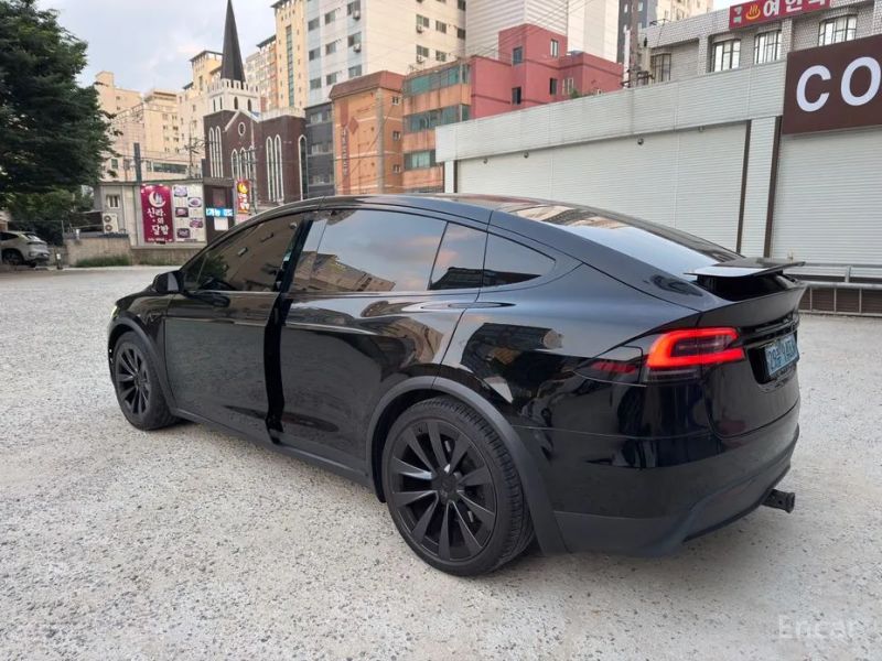 Tesla model-x