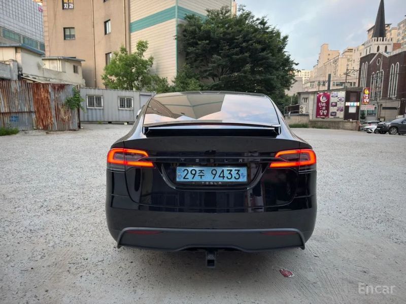 Tesla model-x