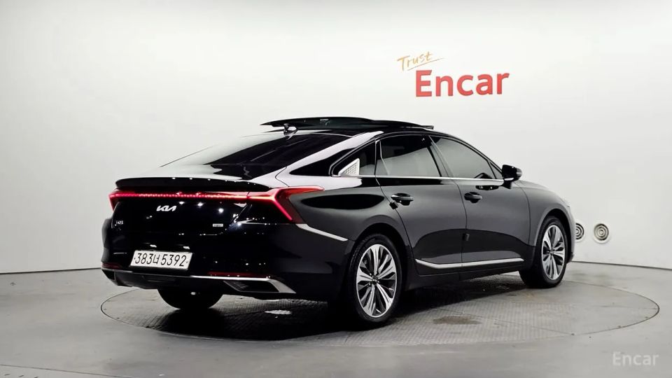 Kia K8