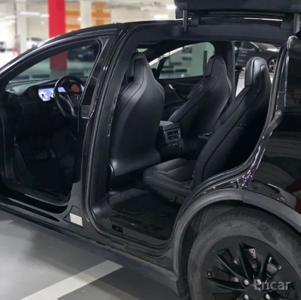 Tesla model-x