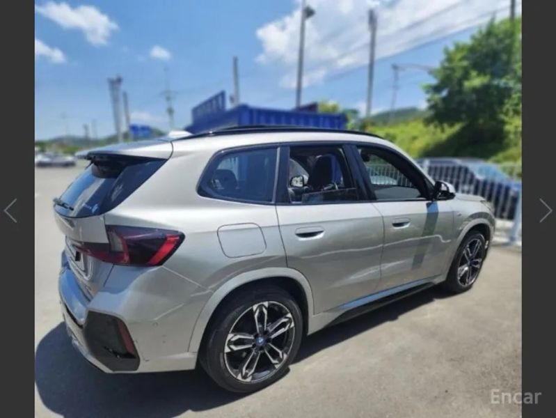 BMW ix1