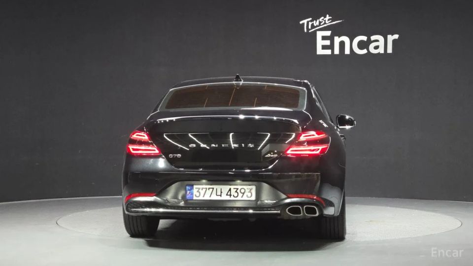 Genesis G70