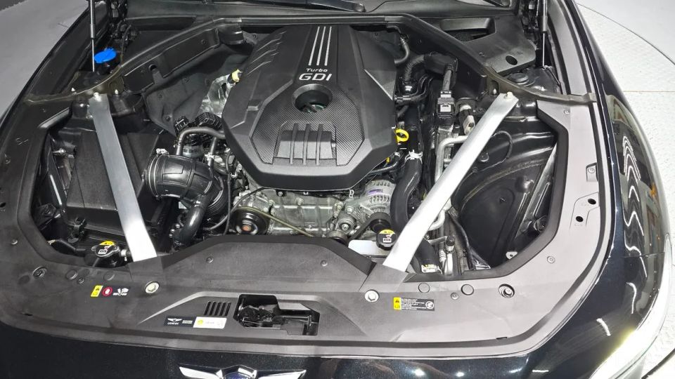 Genesis G70