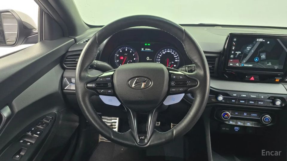 Hyundai Veloster