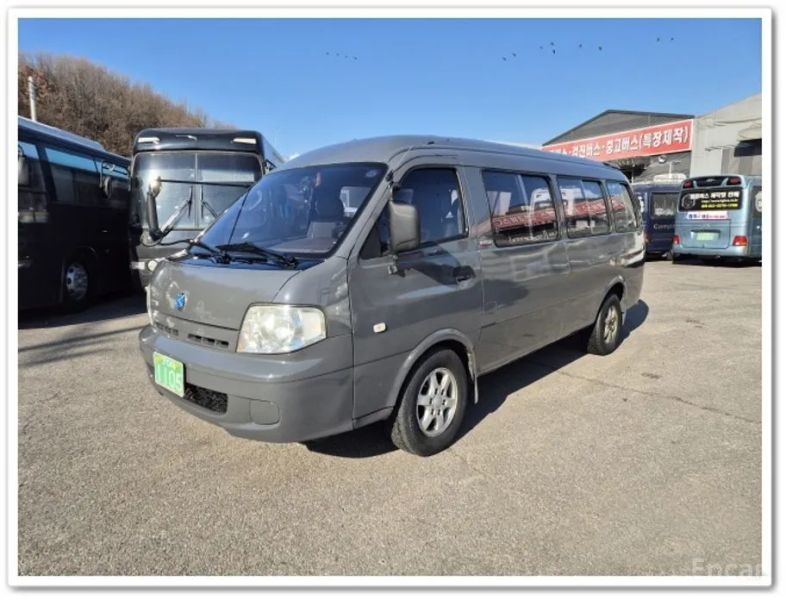 Kia Bongo III Minibus