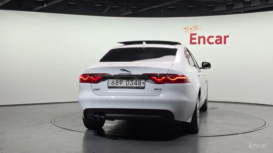 Jaguar xf