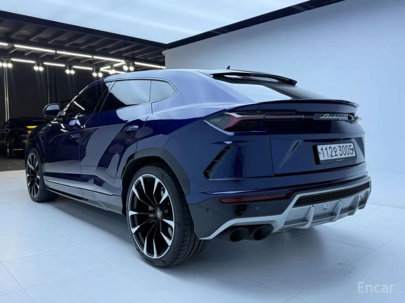 Lamborghini urus