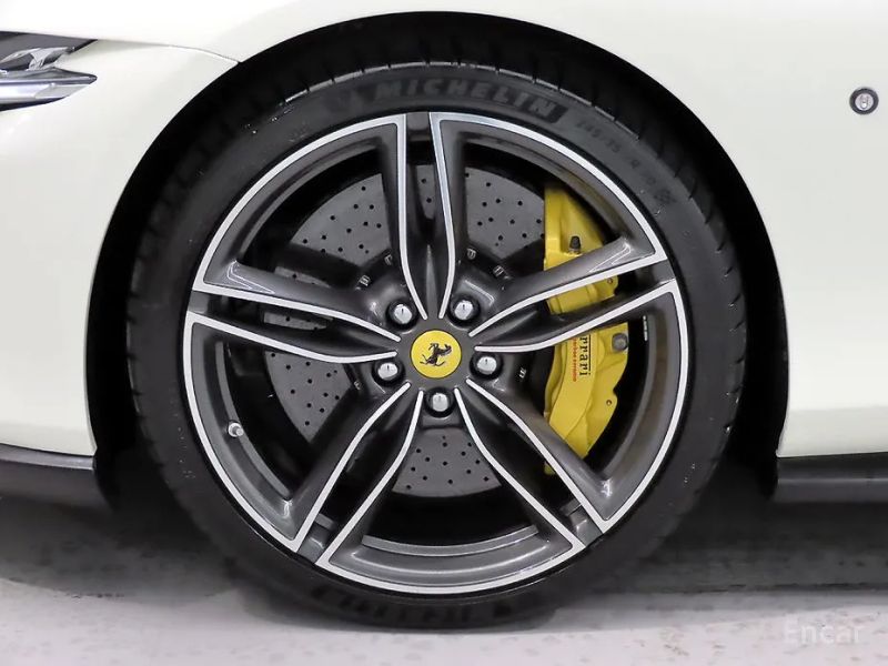 Ferrari Roma