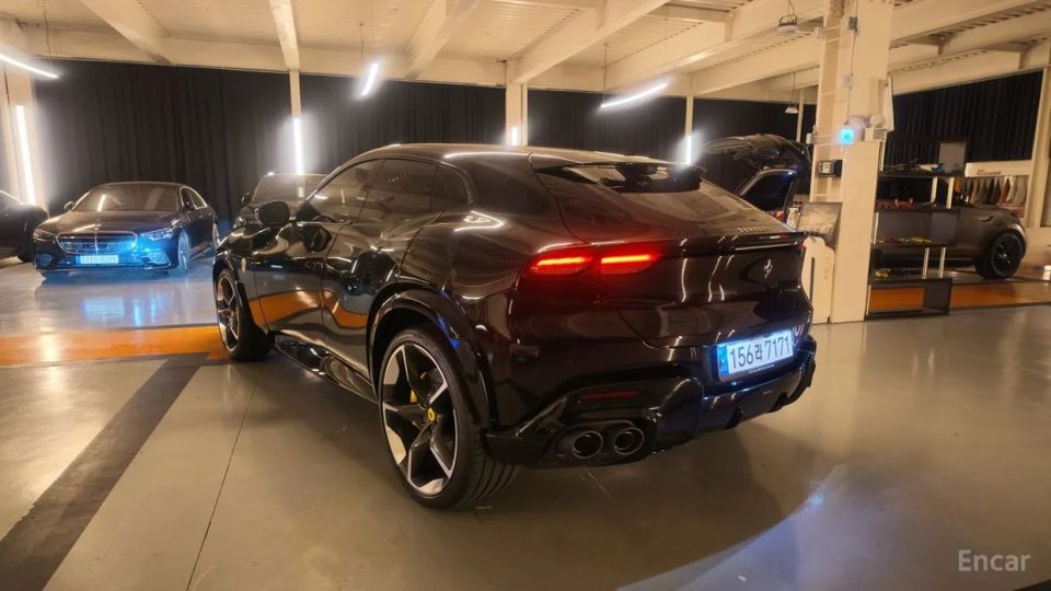 Ferrari Purosangue