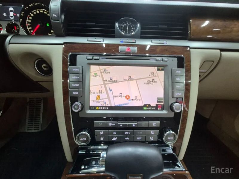 Volkswagen Phaeton