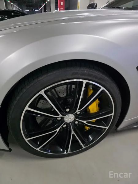 Astonmartin Vanquish