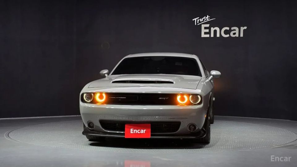 Dodge challenger