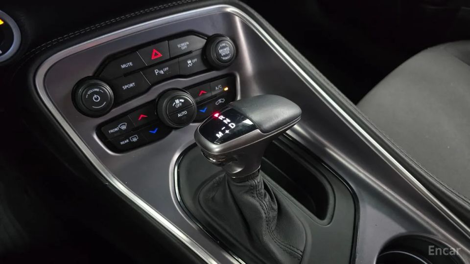 Dodge challenger