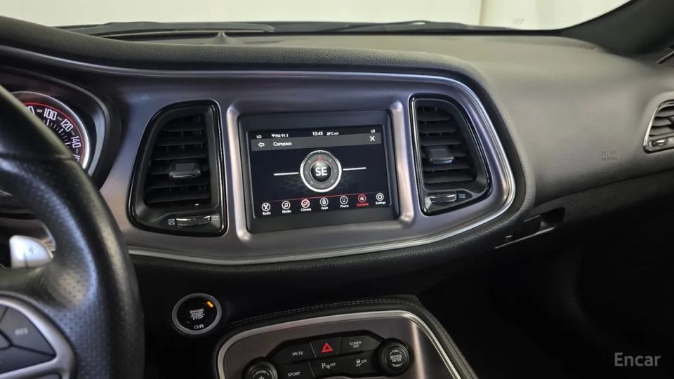 Dodge challenger