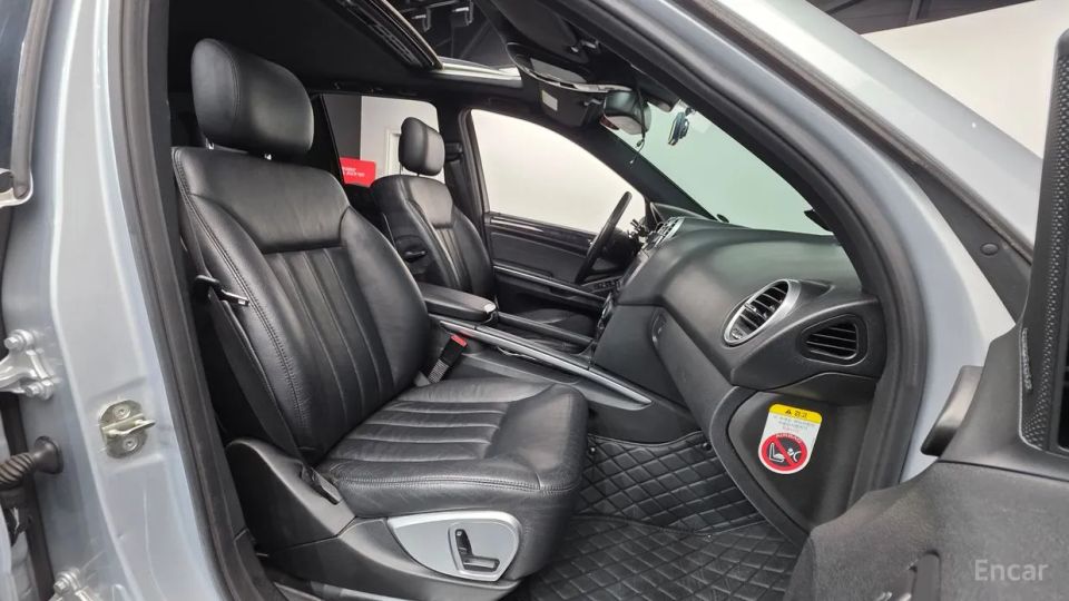 Mercedes-Benz M-class