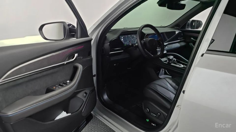 Renault-KoreaSamsung Grand Koleos