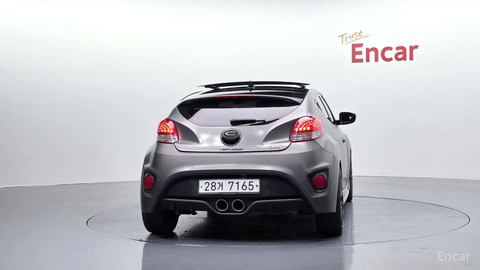 Hyundai Veloster