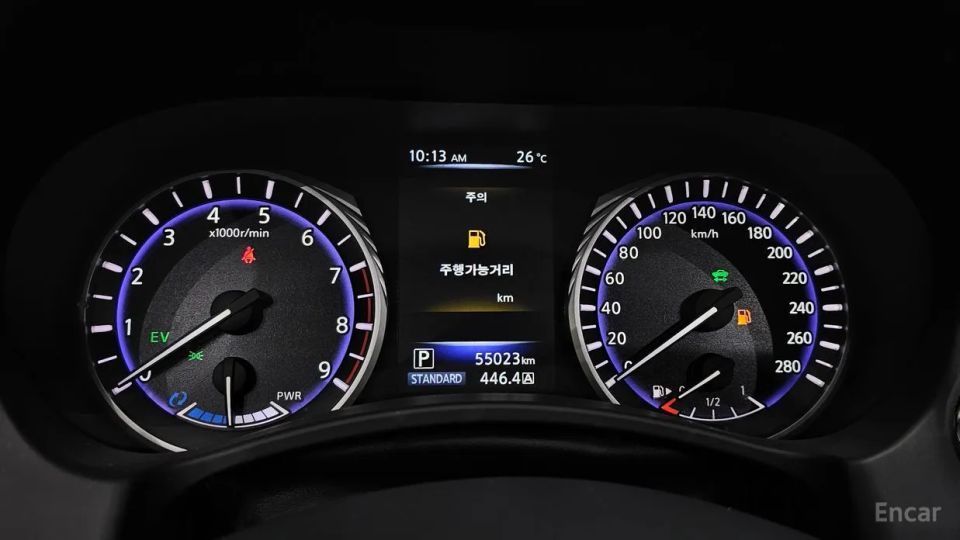 Infiniti Q50