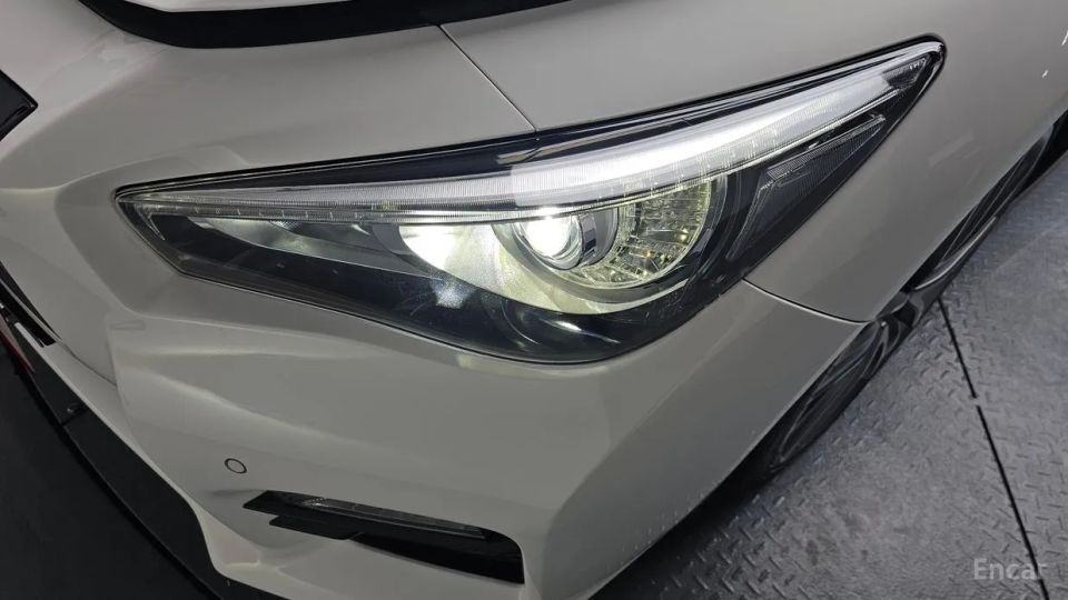 Infiniti Q50
