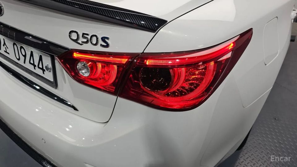 Infiniti Q50