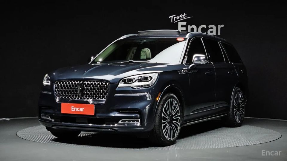 Lincoln Aviator