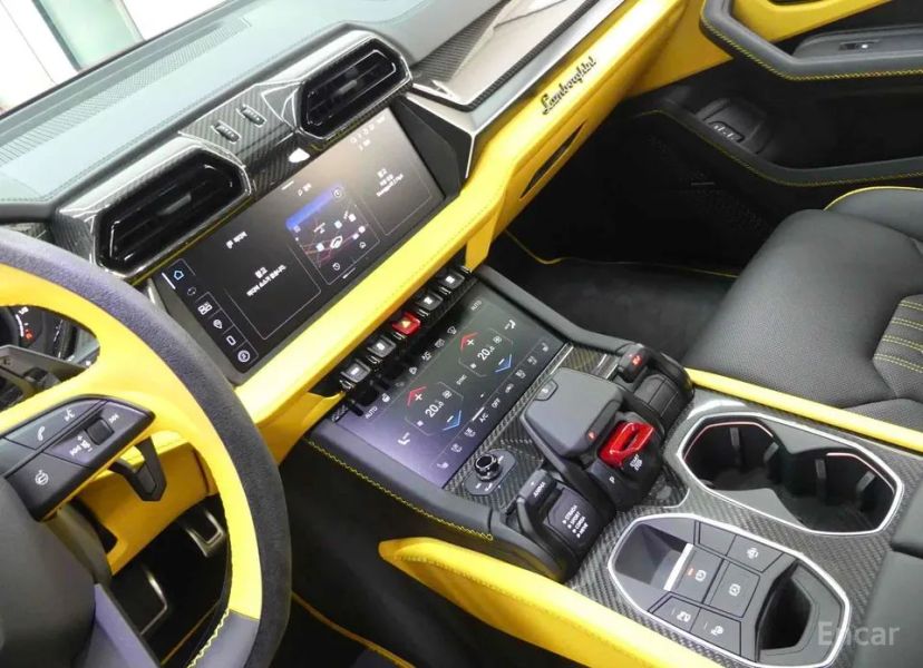Lamborghini urus