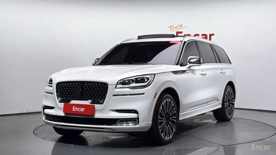 Lincoln Aviator