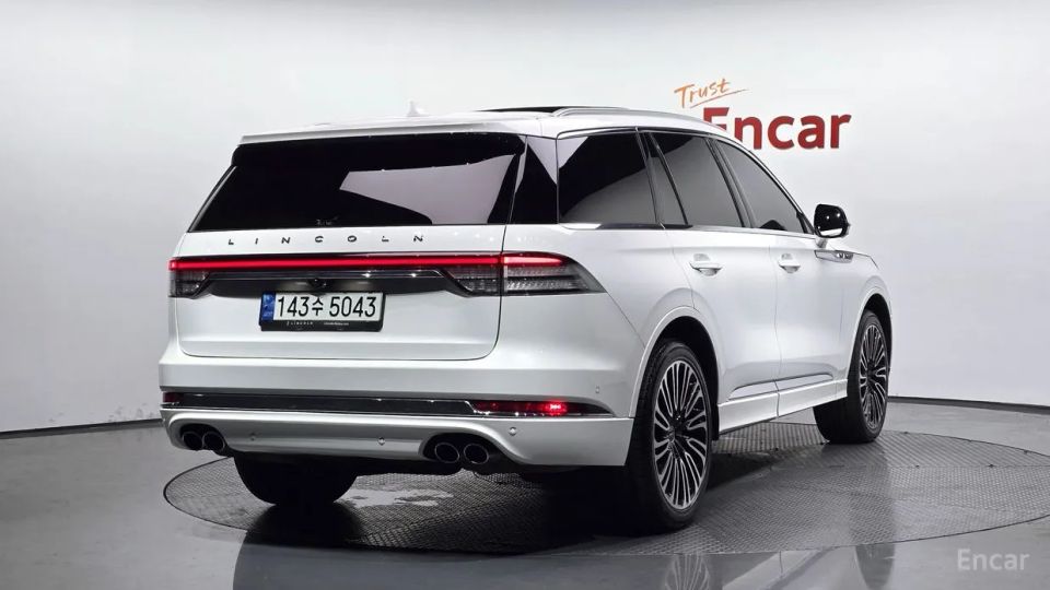 Lincoln Aviator