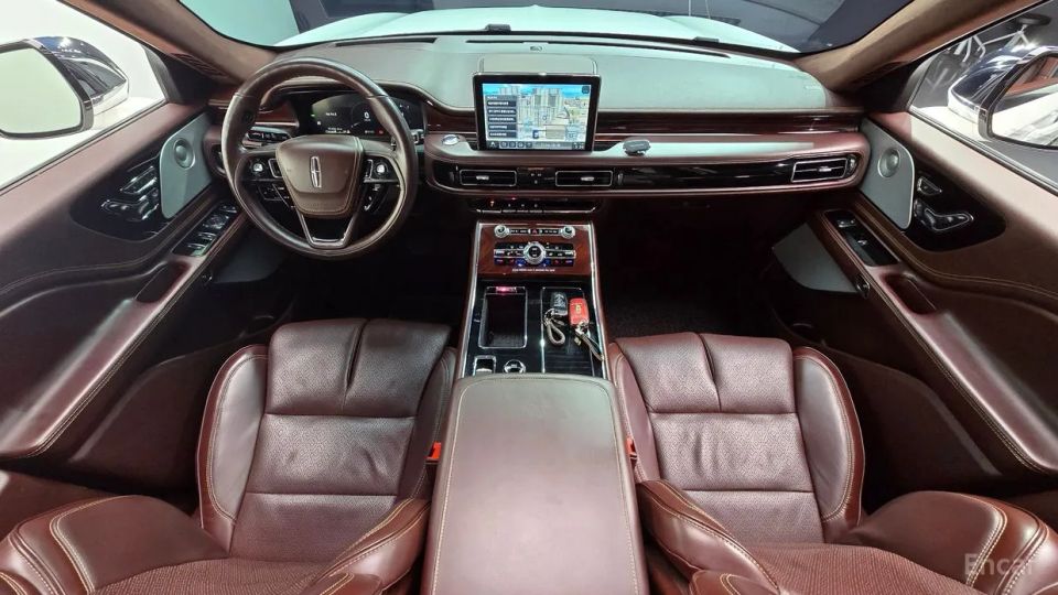 Lincoln Aviator