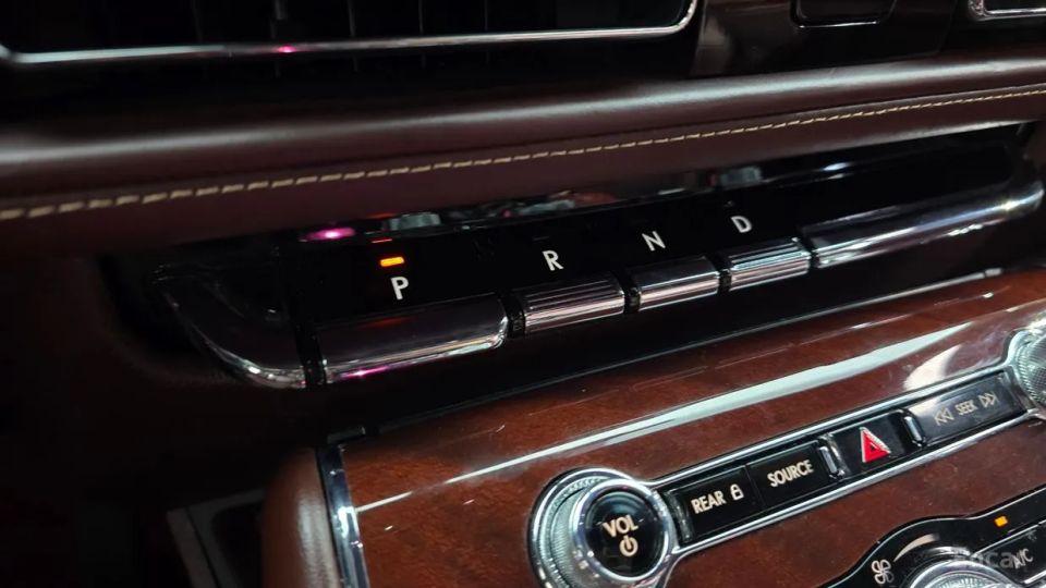 Lincoln Aviator