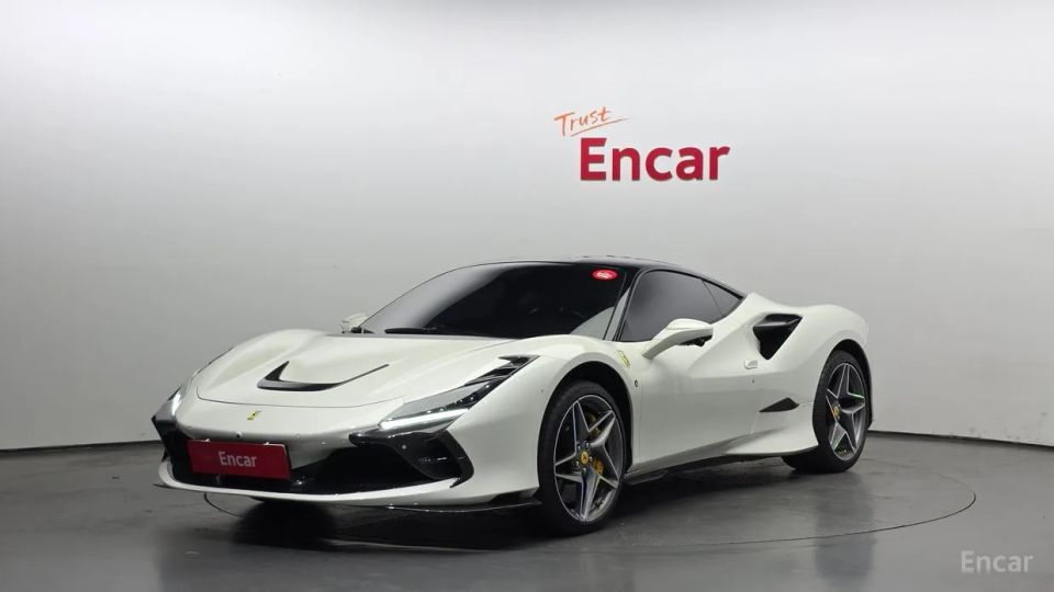 Ferrari F8