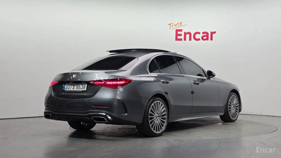 Mercedes-Benz C-Class