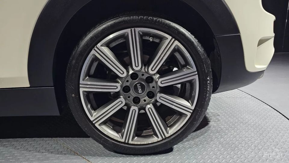 Mini clubman