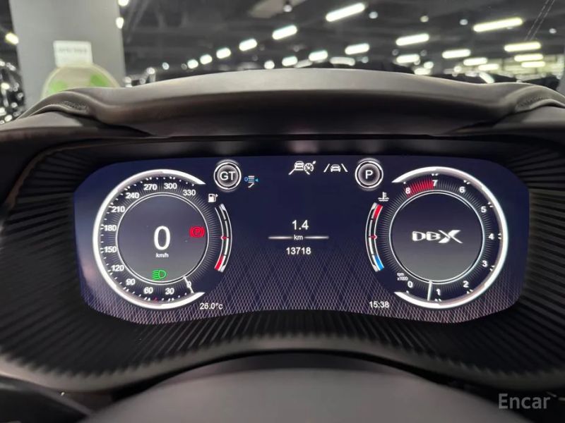 Astonmartin DBX