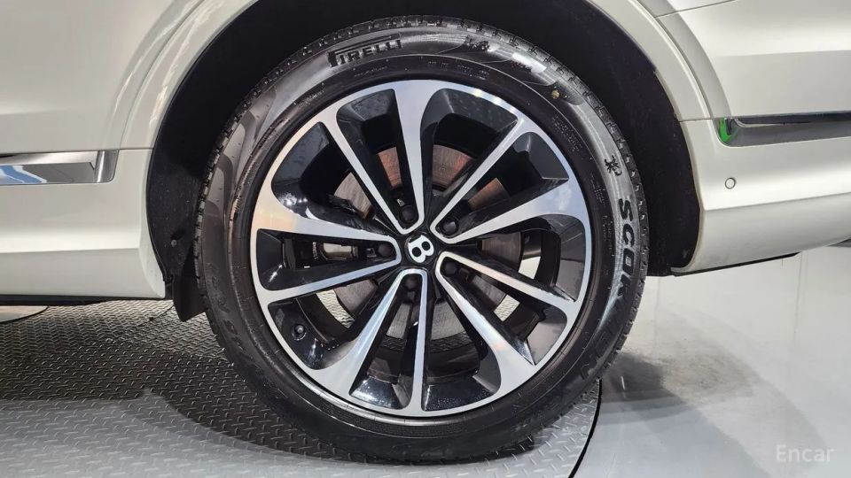 Bentley Bentayga