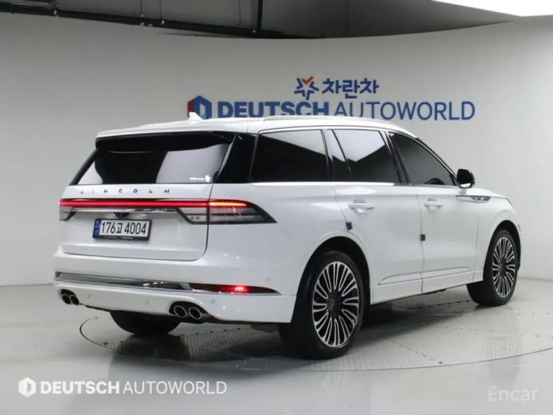Lincoln Aviator