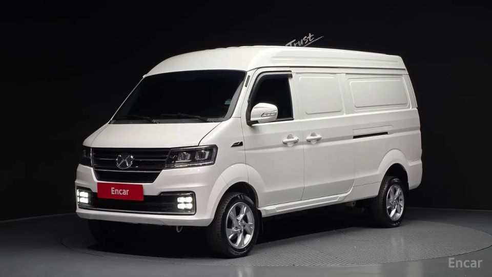 Xin yuan ET Van