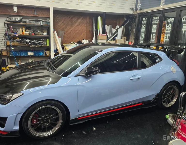 Hyundai Veloster