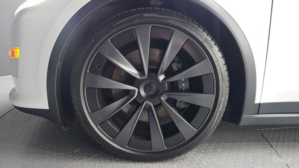Tesla model-x