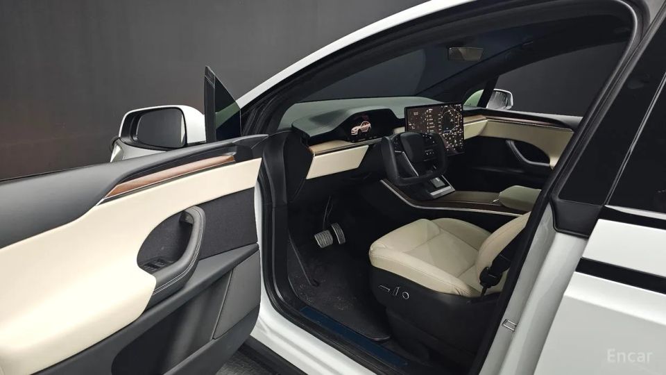 Tesla model-x