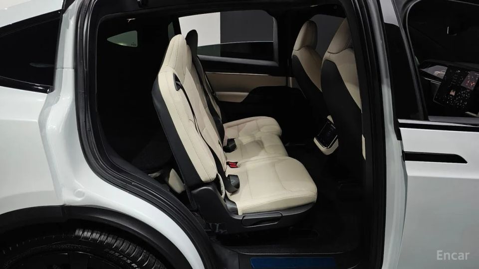 Tesla model-x