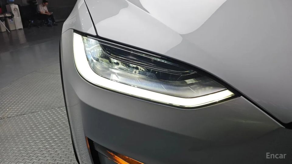 Tesla model-x