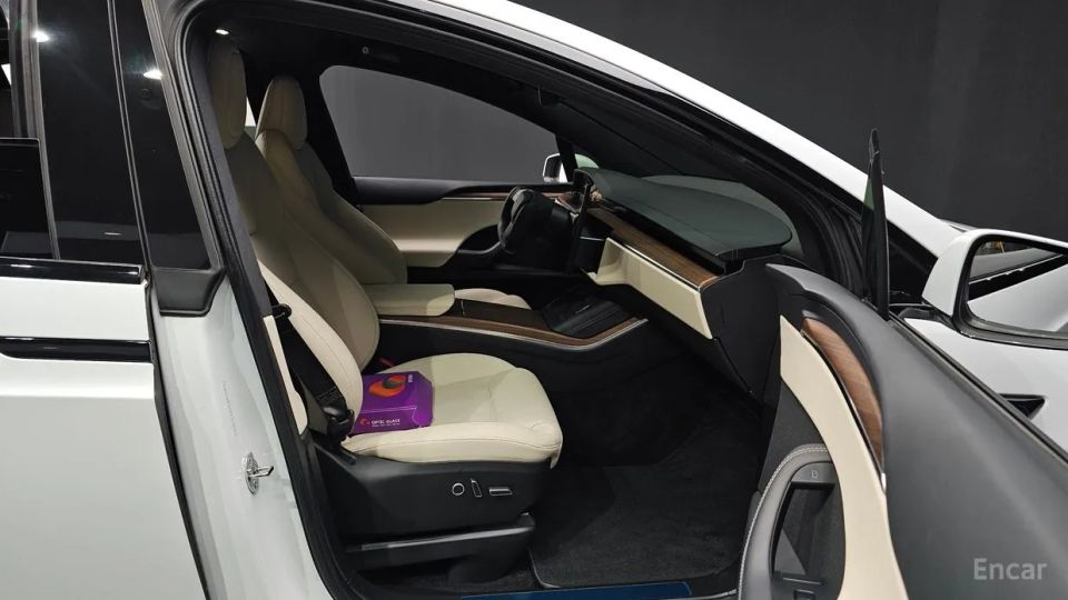 Tesla model-x