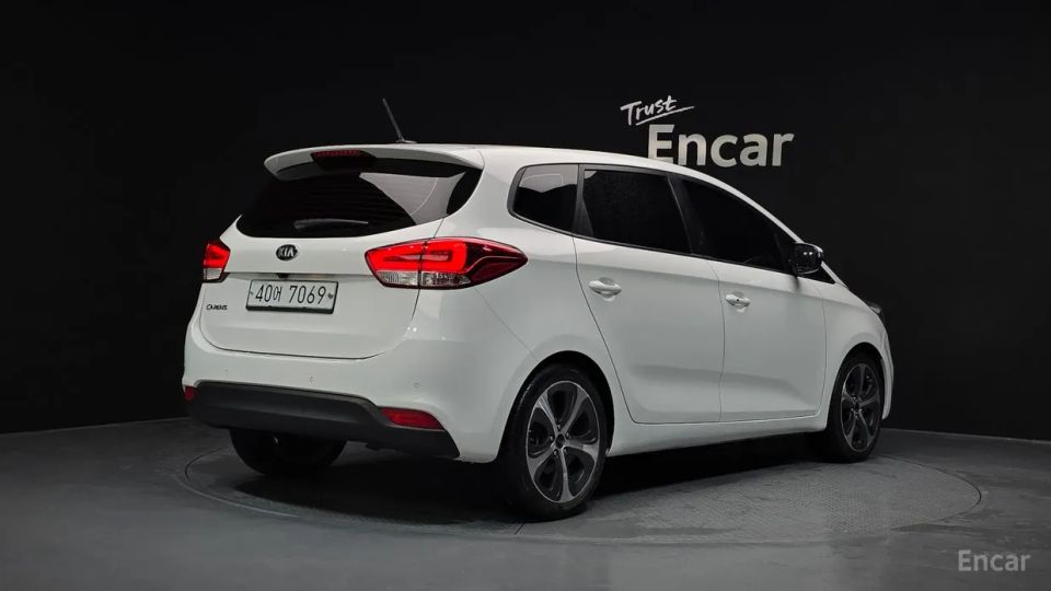 Kia Carens