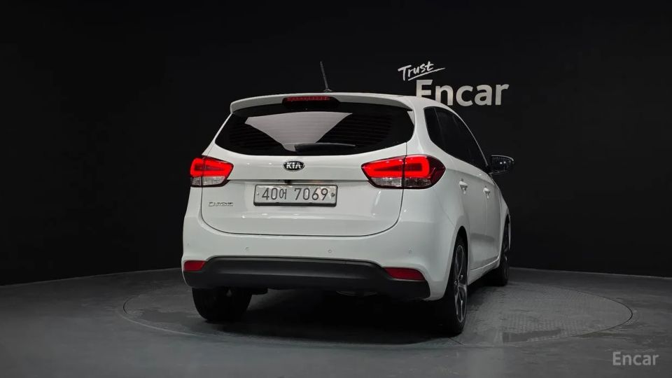 Kia Carens