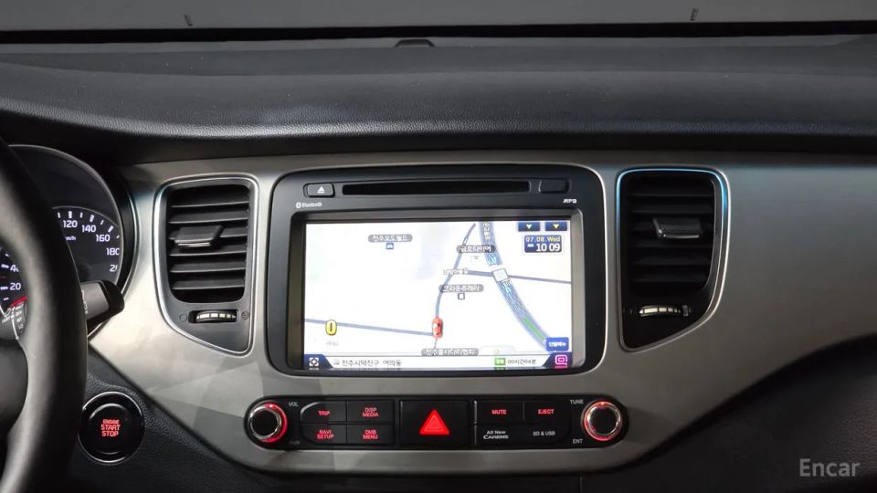 Kia Carens